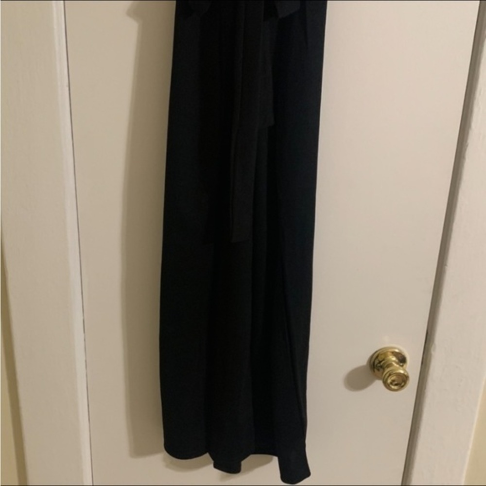 Nasty Gal Black V-Neck Jumpsuit Size 6 - Picture 5 of 10